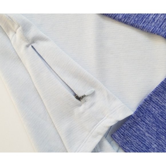 NEW Under Armour Hooded Pullover Long Sleeve XS - Picture 5 of 6